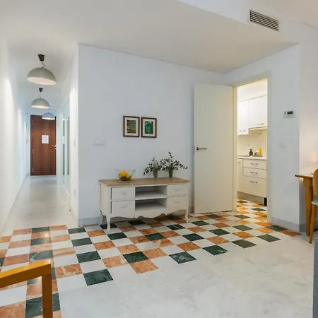 Apartment Anfitrion 9 *